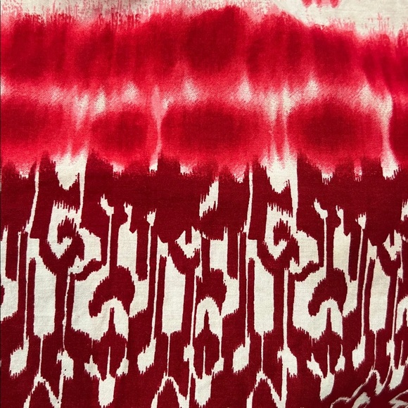 Red and White Tie-Dye Blouse - Picture 7 of 7